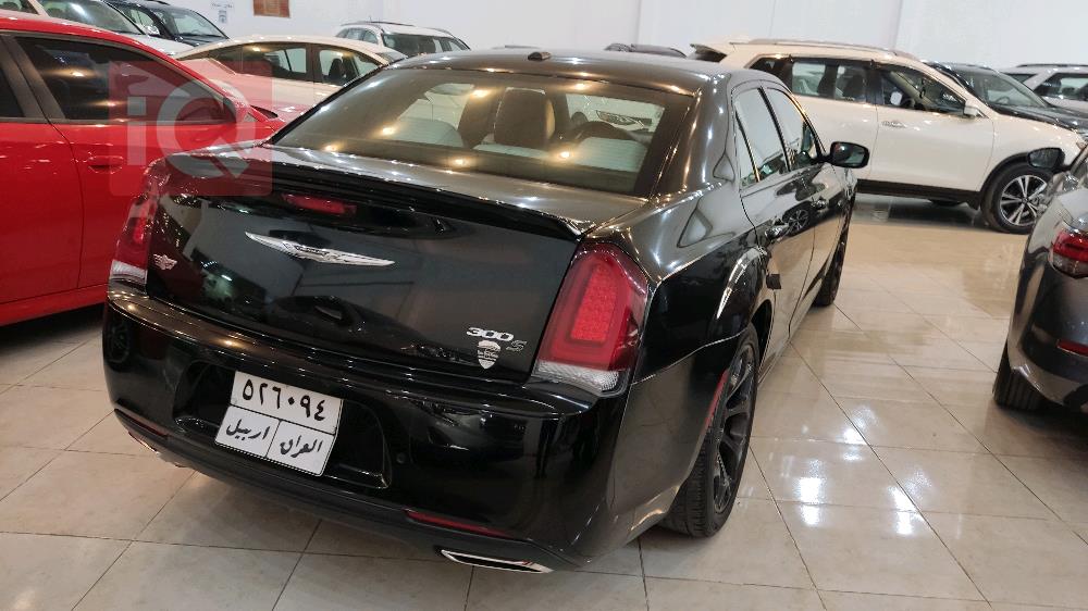 كرايسلر 300